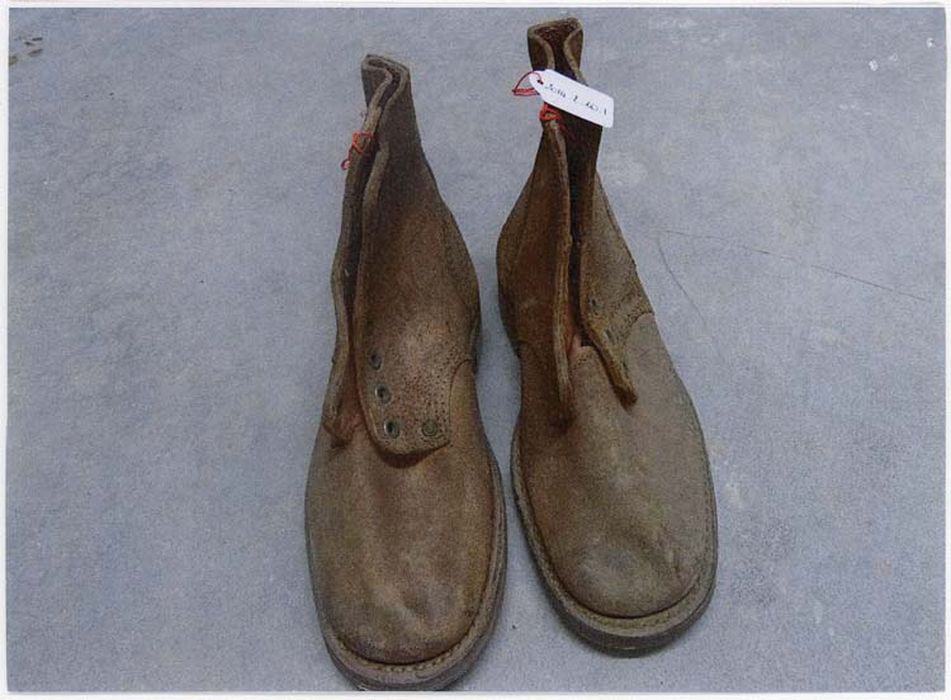 paire de chaussures n°4, (photocopie numérisée)