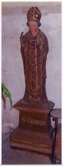 demi-relief : Saint Germain