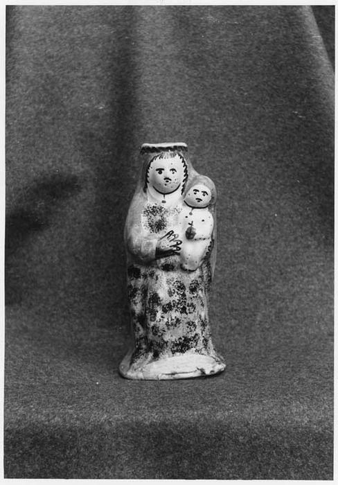statue (statuette) : Vierge à l'Enfant dite Vierge d'accouchée - © Ministère de la Culture (France), Médiathèque du patrimoine et de la photographie, diffusion GrandPalaisRmn Photo