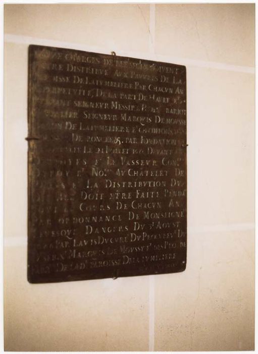 plaque de fondation de messes - © Ministère de la Culture (France), Médiathèque du patrimoine et de la photographie, diffusion GrandPalaisRmn Photo