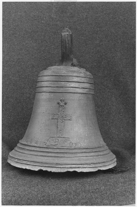 cloche - © Ministère de la Culture (France), Médiathèque du patrimoine et de la photographie, diffusion GrandPalaisRmn Photo