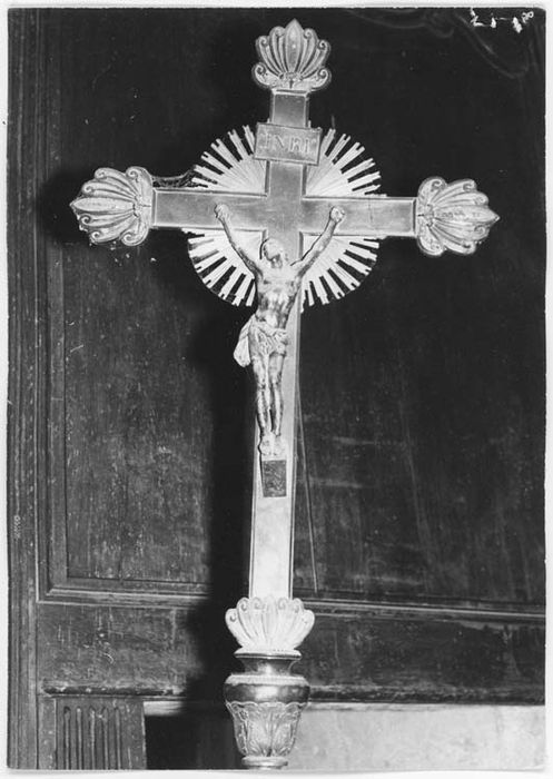 croix de procession, Christ en croix