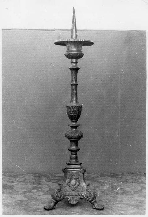  chandelier (pique-cierges)