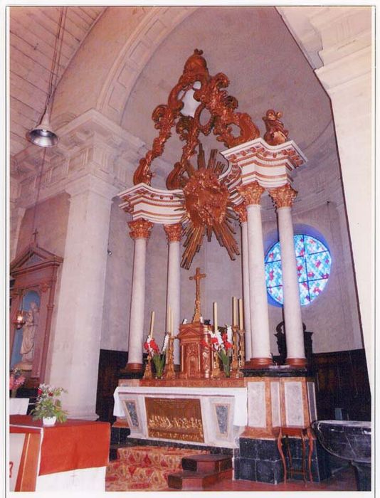 autel (maître-autel), tabernacle et ciborium (baldaquin d'autel)