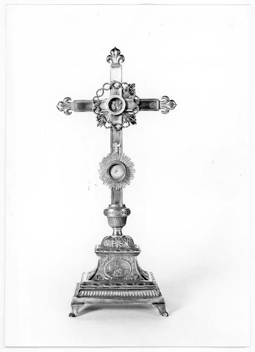 croix-reliquaire de la Vraie Croix - © Ministère de la Culture (France), Médiathèque du patrimoine et de la photographie, diffusion GrandPalaisRmn Photo