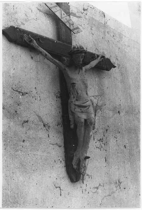 statue : Christ en croix - © Ministère de la Culture (France), Médiathèque du patrimoine et de la photographie, diffusion GrandPalaisRmn Photo