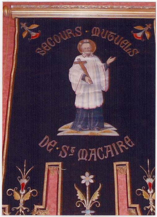 bannière de procession des secours mutuels Saint-Vincent-de-Paul - © Ministère de la Culture (France), Médiathèque du patrimoine et de la photographie, diffusion GrandPalaisRmn Photo
