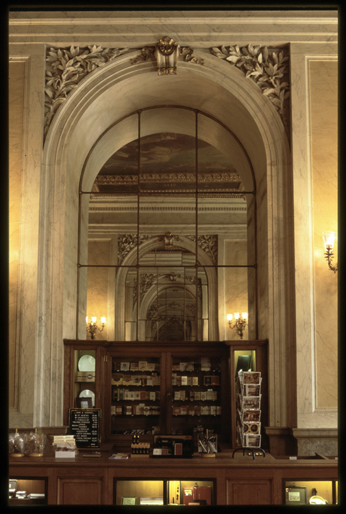 Petit-Luxembourg, bâtiment est : salon des huissiers