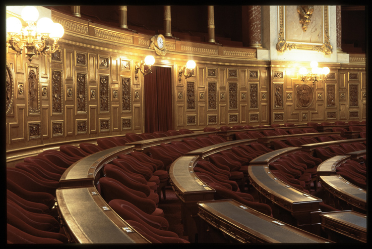 Salle des Séances : hémicycle des pairs et tribunes