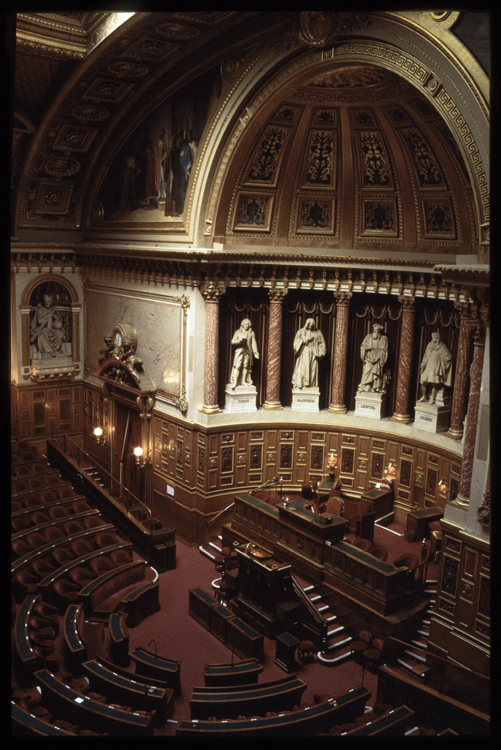 Salle des Séances : hémicycle présidentiel