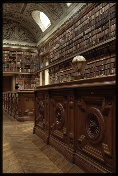 Bibliothèque : annexe. Médailliers