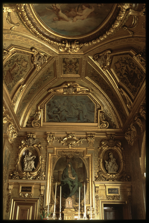 Petit-Luxembourg, bâtiment ouest : chapelle de la Reine. Autel et plafond