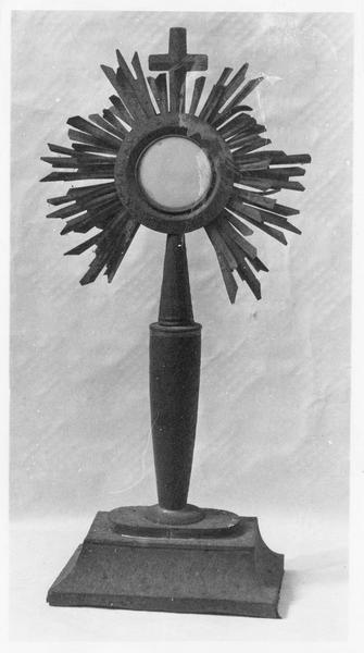 ostensoir, vue générale - © Ministère de la Culture (France), Médiathèque du patrimoine et de la photographie (objets mobiliers), tous droits réservés