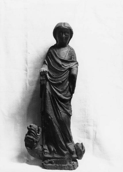 groupe sculpté : Sainte Marguerite foulant le dragon, vue générale - © Ministère de la Culture (France), Médiathèque du patrimoine et de la photographie (objets mobiliers), tous droits réservés
