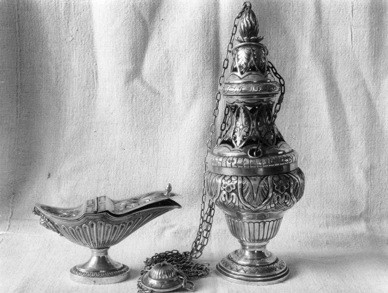 encensoir, navette et cuiller à encens - © Ministère de la Culture (France), Médiathèque du patrimoine et de la photographie (objets mobiliers), tous droits réservés