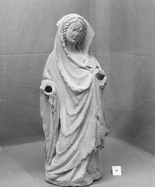 statuette : Vierge de l'Annonciation ou Marie-Madeleine, vue générale