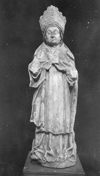 Statue : Saint évêque (Saint Aubert ?), vue générale