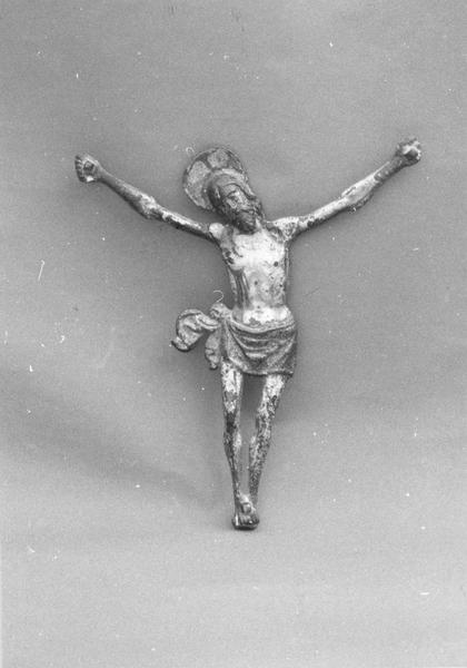 statuette : Christ en croix, vue générale - © Ministère de la Culture (France), Médiathèque du patrimoine et de la photographie (objets mobiliers), tous droits réservés