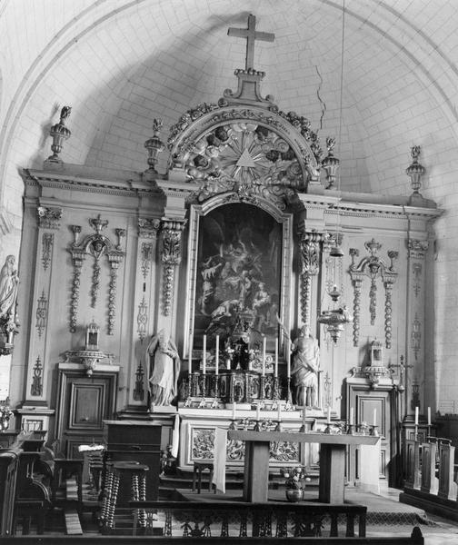 maître-autel, tabernacle, exposition, retable, tableau : la Présentation au Temple, entablement, 4 sculptures, portes, vue générale - © Ministère de la Culture (France), Médiathèque du patrimoine et de la photographie (objets mobiliers), tous droits réservés