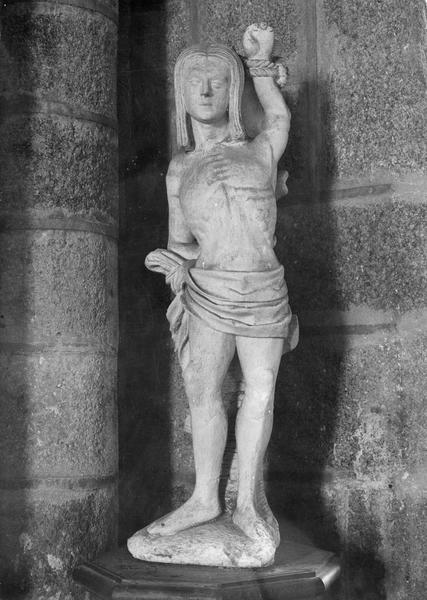 statue : saint Sébastien, vue générale