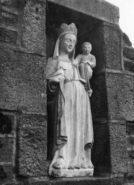 statue : Vierge à l'enfant, vue générale