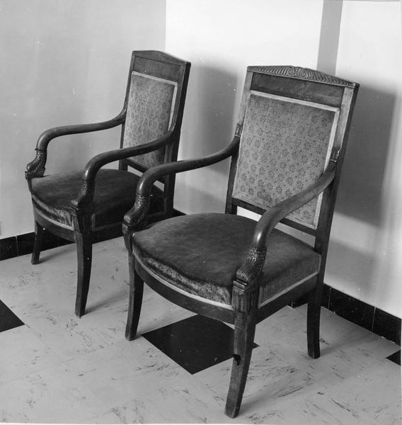 fauteuil (bergère), vue générale - © Ministère de la Culture (France), Médiathèque du patrimoine et de la photographie (objets mobiliers), tous droits réservés