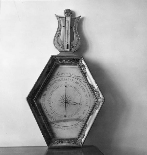 baromètre façon Toricelli, vue générale - © Ministère de la Culture (France), Médiathèque du patrimoine et de la photographie (objets mobiliers), tous droits réservés