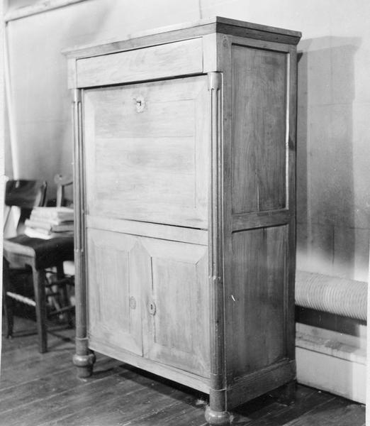secrétaire, vue générale - © Ministère de la Culture (France), Médiathèque du patrimoine et de la photographie (objets mobiliers), tous droits réservés