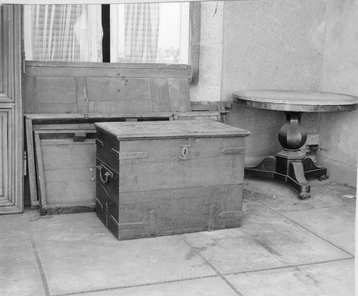table (guéridon), vue générale - © Ministère de la Culture (France), Médiathèque du patrimoine et de la photographie (objets mobiliers), tous droits réservés