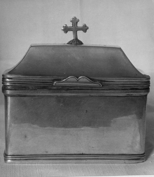 coffret aux saintes huiles, vue générale - © Ministère de la Culture (France), Médiathèque du patrimoine et de la photographie (objets mobiliers), tous droits réservés