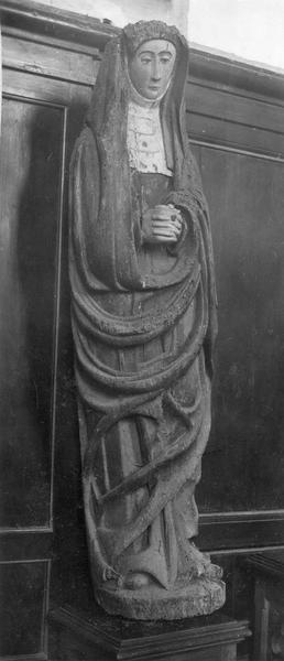 statue : la Vierge, vue générale