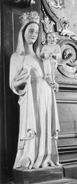 statue : Vierge à l'enfant, vue générale