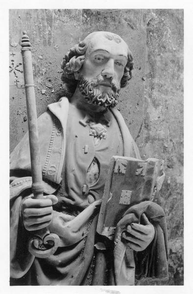 statue : Saint Pierre, vue partielle - © Ministère de la Culture (France), Médiathèque du patrimoine et de la photographie (objets mobiliers), tous droits réservés