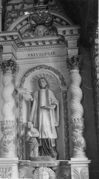 groupe sculpté : saint Mathurin, vue générale