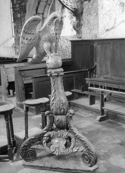 aigle-lutrin, vue générale - © Ministère de la Culture (France), Médiathèque du patrimoine et de la photographie (objets mobiliers), tous droits réservés