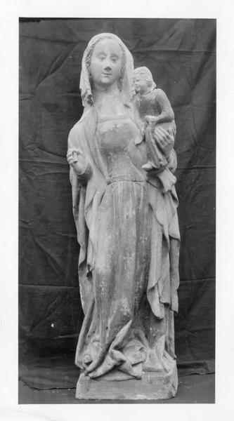 statue : Vierge à l'enfant, vue générale - © Ministère de la Culture (France), Médiathèque du patrimoine et de la photographie (objets mobiliers), tous droits réservés