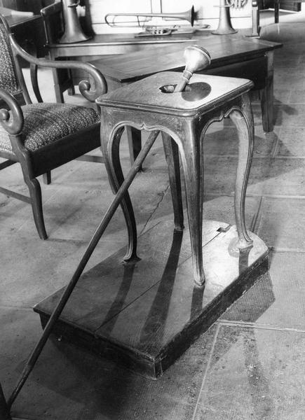tabouret de chantre, vue générale - © Ministère de la Culture (France), Médiathèque du patrimoine et de la photographie (objets mobiliers), tous droits réservés