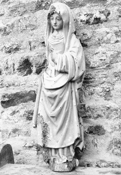 statue : Vierge de calvaire, dite sainte Opportune, vue générale