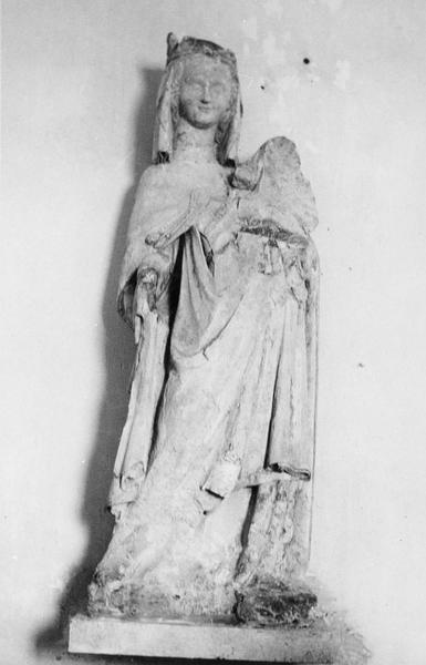 statue : Vierge à l'enfant, vue générale - © Ministère de la Culture (France), Médiathèque du patrimoine et de la photographie (objets mobiliers), tous droits réservés