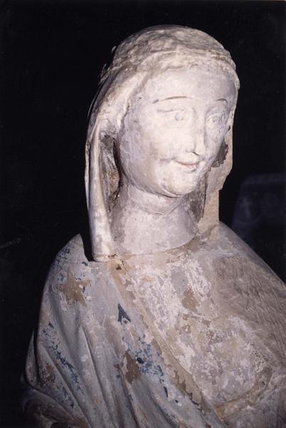 statue : Vierge à l'Enfant, vue partielle