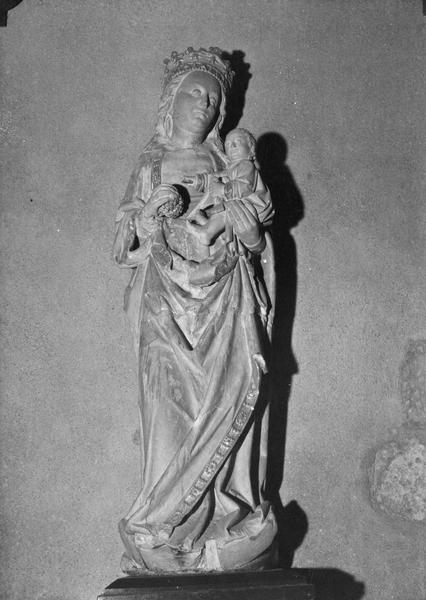 statue : Vierge à l'enfant, vue générale