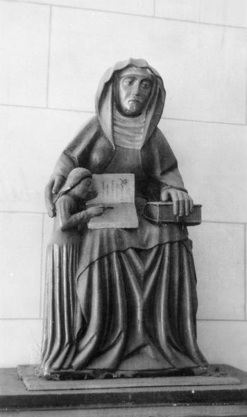 groupe sculpté : sainte Anne et la Vierge, vue générale