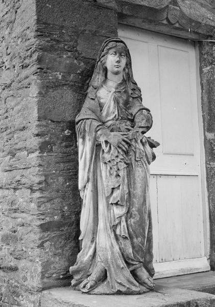 statue : Vierge à l'enfant, vue générale - © Ministère de la Culture (France), Médiathèque du patrimoine et de la photographie (objets mobiliers), tous droits réservés