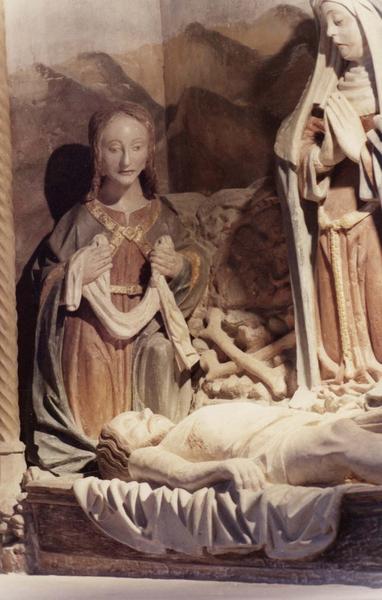 groupe sculpté : la mise au tombeau, détail de saint Jean