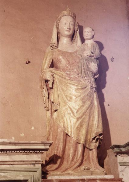 statue : Vierge à l'enfant, vue générale - © Ministère de la Culture (France), Médiathèque du patrimoine et de la photographie (objets mobiliers), tous droits réservés