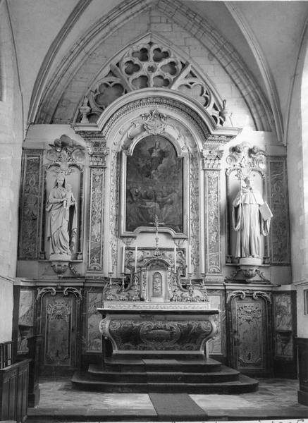 maître-autel, gradin, tabernacle, retable, tableau : L'Assomption, portes de la sacristie, 2 statues : Vierge à l'Enfant, Saint Marcouf, vue générale