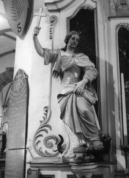 groupe sculpté : sainte Marguerite foulant le dragon, vue générale - © Ministère de la Culture (France), Médiathèque du patrimoine et de la photographie (objets mobiliers), tous droits réservés