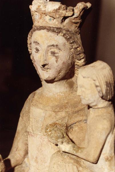 statue : Vierge à l'enfant, détail - © Ministère de la Culture (France), Médiathèque du patrimoine et de la photographie (objets mobiliers), tous droits réservés