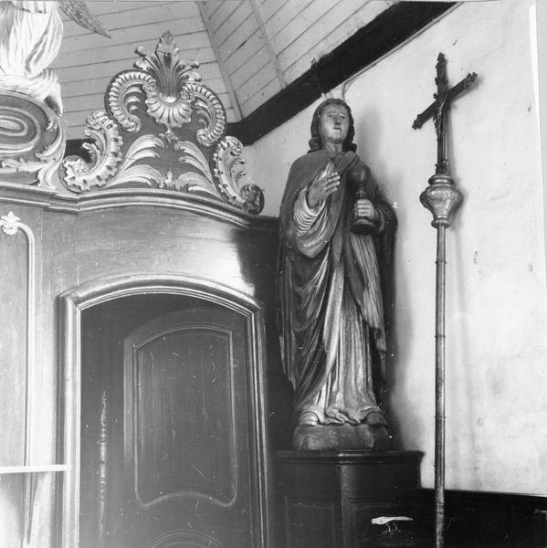 statue : Saint Jean l'Evangéliste, vue générale