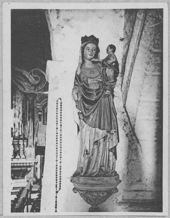 statue : Vierge à l'Enfant